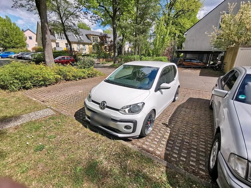 Gebraucht VW up! 90 PS (66 kW) 2017 Weiß Kleinwagen