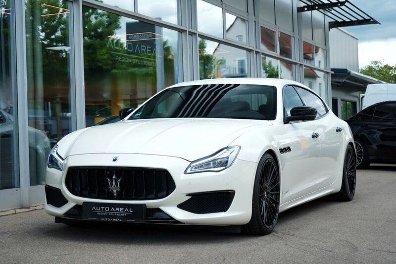 Weiß Gebraucht 2018 Maserati Quattroporte Limousine | 56.990 € (Teuer) - Bild 1/4