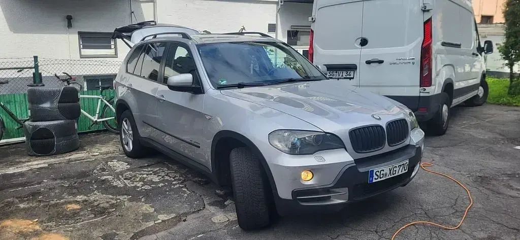 Gebraucht BMW X5 235 PS (172 kW) 2009 Silber SUV