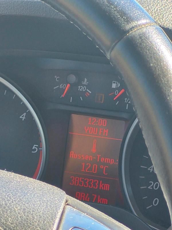 Second-hand Ford Galaxy 140 CP (102 kW) 2010 Negru Monovolum