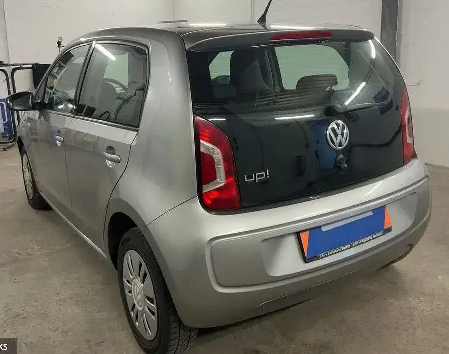 Second-hand VW up! move up! 75 CP (55 kW) 2015 Argintiu Hatchback