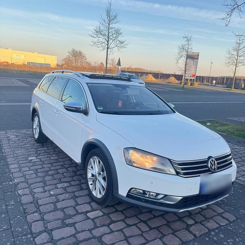Gebraucht VW Passat Alltrack 118 PS (86 kW) 2012 Weiß Kombi