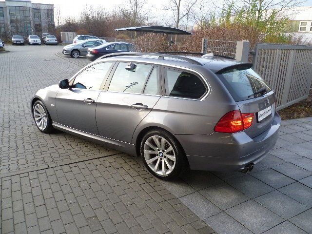 Gebraucht BMW 325 Comfort Edition 197 PS (144 kW) 2008 Grau metallic Kombi