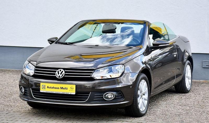 Second-hand VW Eos Basis 122 CP (89 kW) 2011 Negru Cabrio
