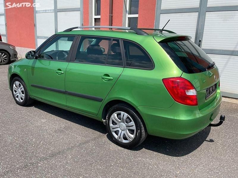 Gebraucht Skoda Fabia Ambition 86 PS (63 kW) 2012 Grün Kombi