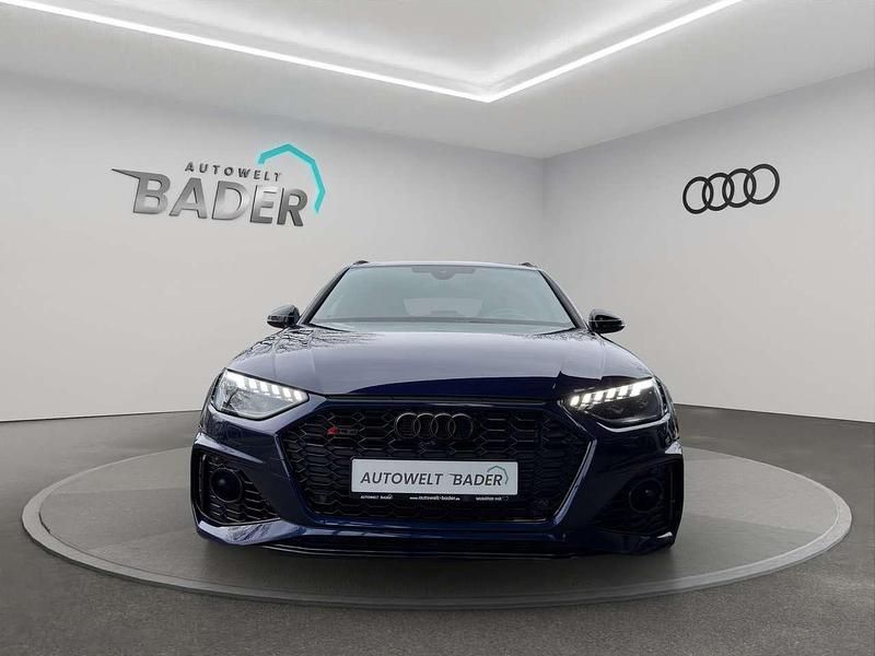 Używany Audi RS4 Competition 450 KM (330 kW) 2024 Niebieski Kombi