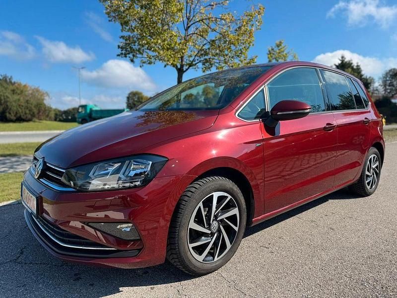 Rot Gebraucht 2018 VW Golf Sportsvan Join Van / Kleinbus | 11.350 € (Superpreis) - Bild 1/4