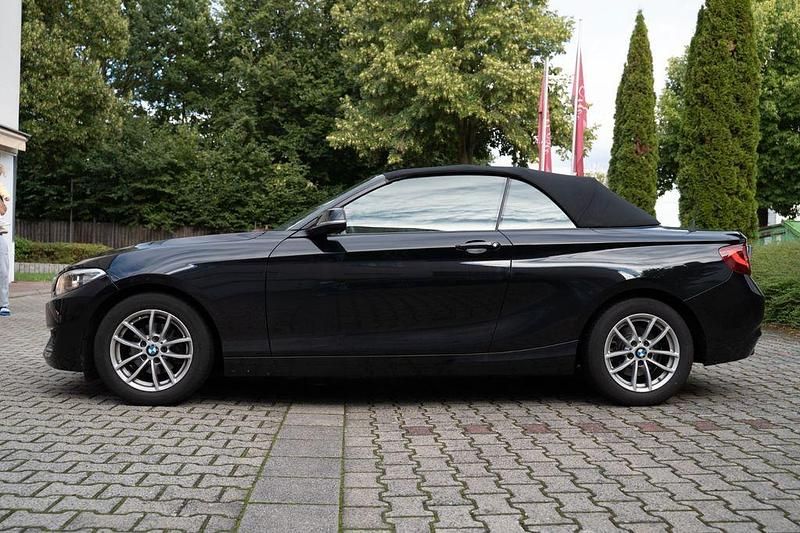 Gebraucht BMW 218 136 PS (100 kW) 2016 Schwarz Cabrio