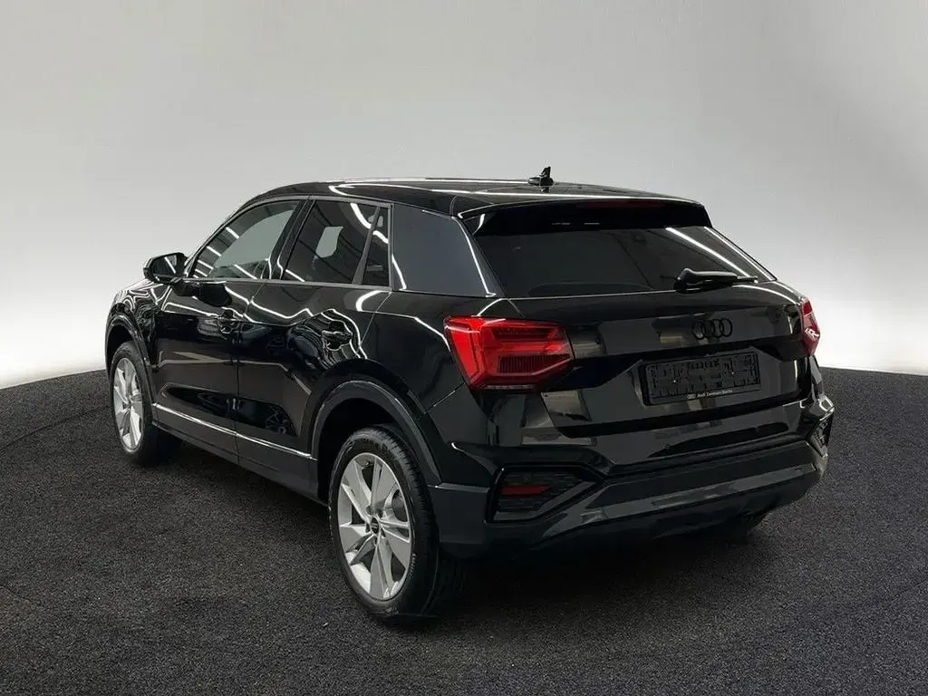 Używany Audi Q2 Advanced Plus 150 KM (110 kW) 2026 Czarny SUV