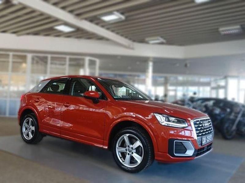 Gebraucht Audi Q2 Comfort 150 PS (110 kW) 2017 Orange SUV