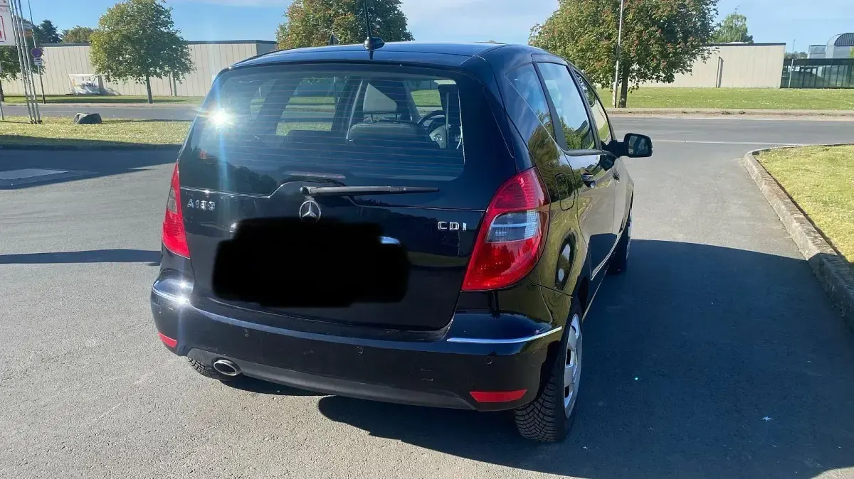 Gebraucht Mercedes A180 Avantgarde 109 PS (80 kW) 2009 Schwarz Limousine