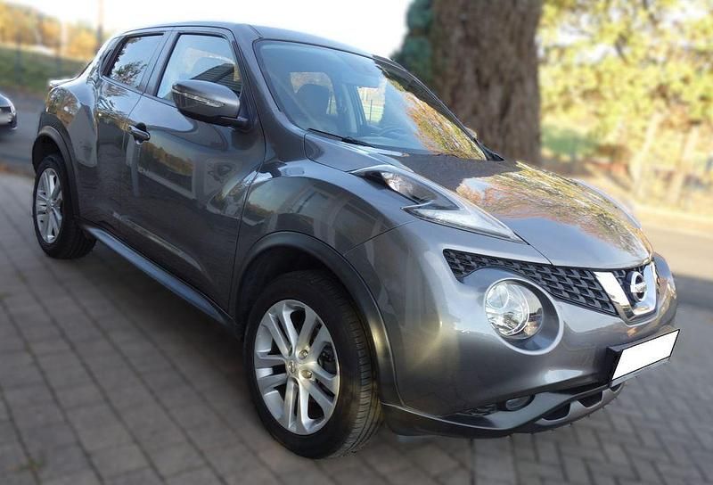 Gebraucht Nissan Juke Acenta 116 PS (85 kW) 2015 Grau SUV