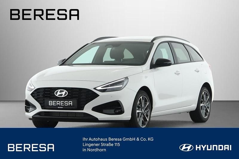 Atlas white / sol Neu 2025 Hyundai i30 Advantage SUV | 25.980 € (Fairer Preis) - Bild 1/4