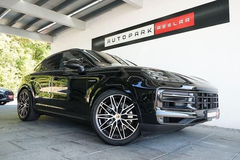 Schwarz Gebraucht 2024 Porsche Cayenne SUV | 108.880 € (Fairer Preis) - Bild 1/4