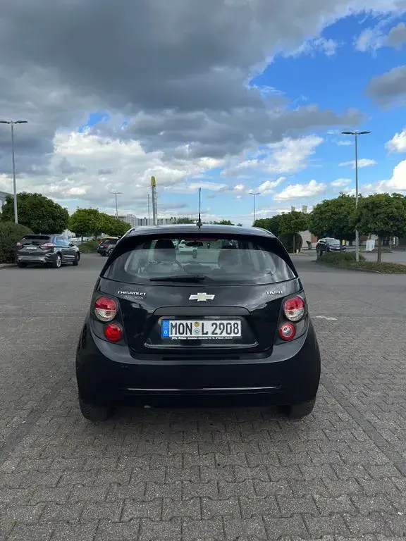 Gebraucht Chevrolet Aveo LS 69 PS (50 kW) 2012 Schwarz Limousine