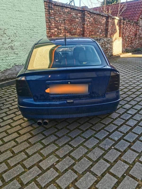 Gebraucht Opel Astra 84 PS (61 kW) 2000 Blau Coupé
