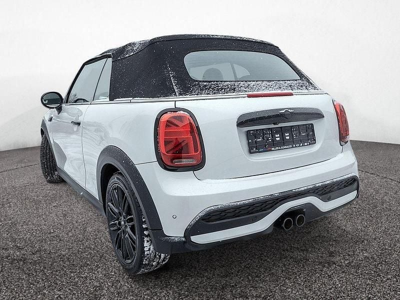 Gebraucht Mini Cooper S Cabriolet 178 PS (130 kW) 2023 Nanuq white Cabrio