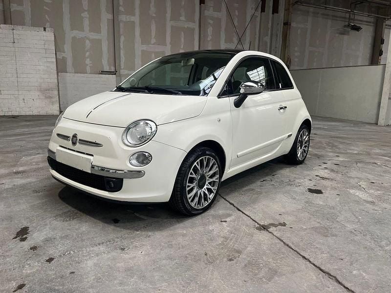 Gebraucht Fiat 500 Lounge 69 PS (50 kW) 2013 Weiß Limousine