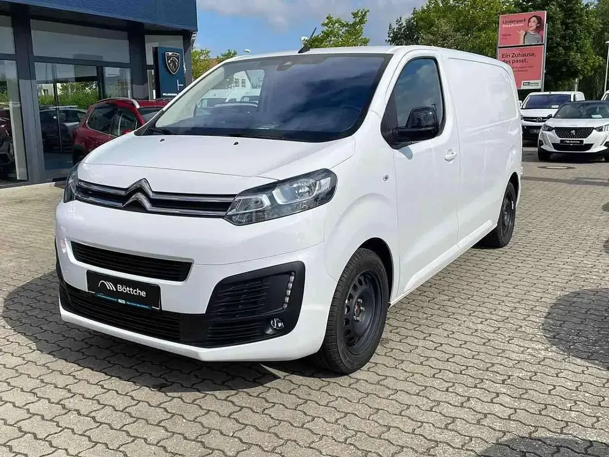 Używany Citroën Jumpy 179 KM (131 kW) 2024 Biały Minivan