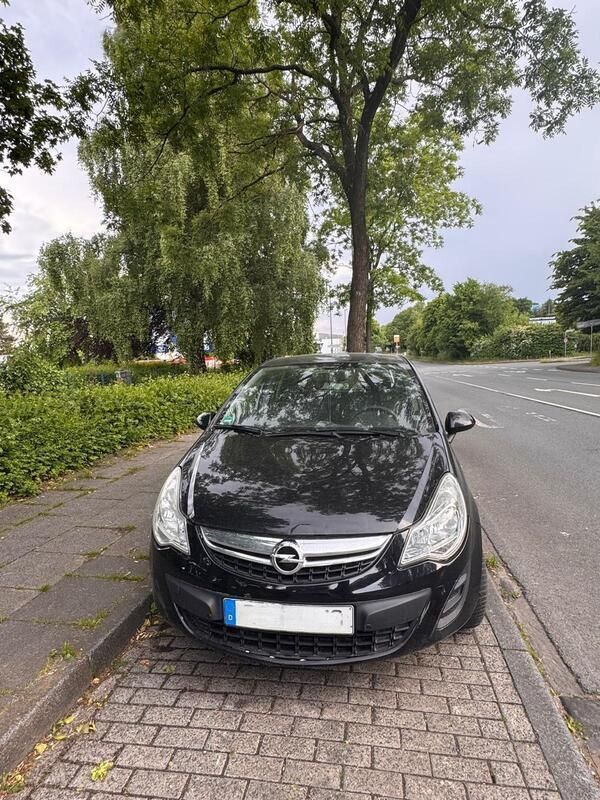 Schwarz Gebraucht 2011 Opel Corsa Kleinwagen | 1.800 € (Superpreis) - Bild 1/4