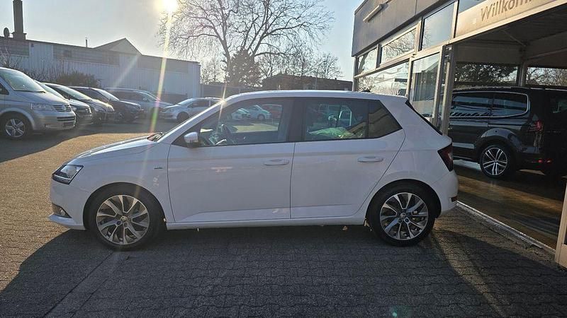 Gebraucht Skoda Fabia Clever 95 PS (69 kW) 2021 Weiß Limousine
