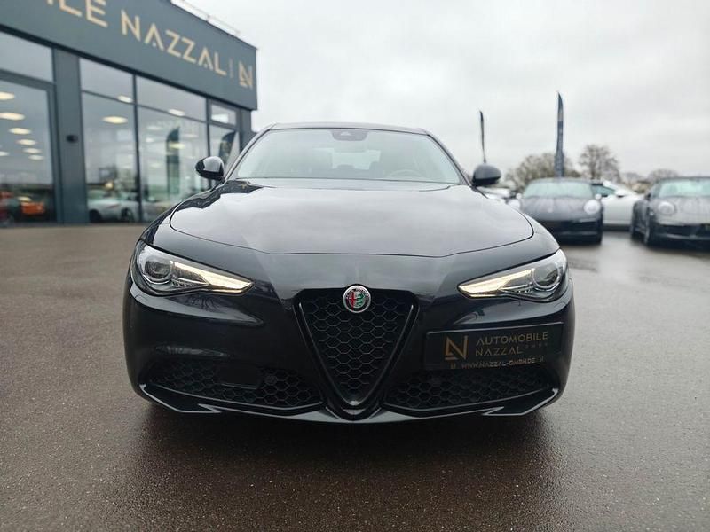Gebraucht Alfa Romeo Giulia Tech Edition 200 PS (147 kW) 2018 Schwarz Limousine