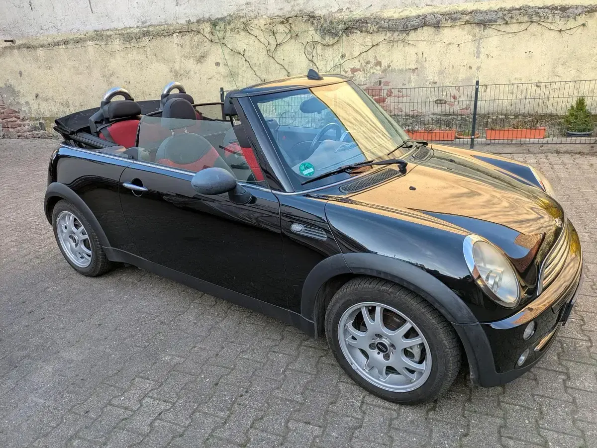 Second-hand Mini ONE 90 CP (66 kW) 2005 Negru Hatchback