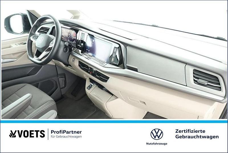 Gebraucht VW Multivan Life 150 PS (110 kW) 2025 Grau Van