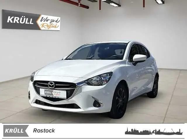 Weiß Gebraucht 2019 Mazda 2 Kizoku Limousine | 13.990 € (Fairer Preis) - Bild 1/4