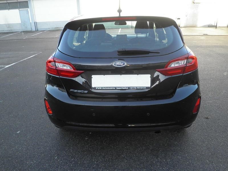 Gebraucht Ford Fiesta Cool & Connect 100 PS (73 kW) 2017 Schwarz Kleinwagen