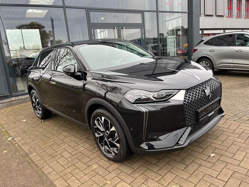 Gebraucht 2024 DS Automobiles DS3 Opera Limousine | 19.950 € (Fairer Preis) - Bild 1/4