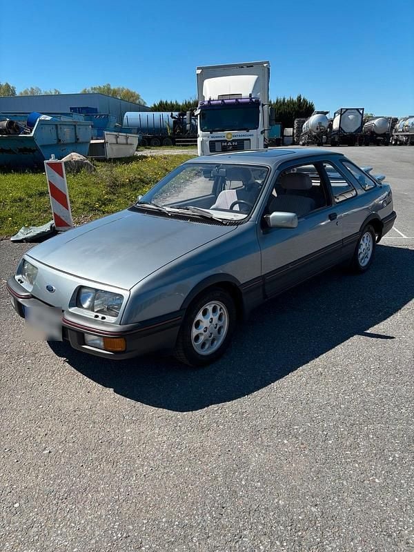 Second-hand Ford Sierra 150 CP (110 kW) 1984 Gri Coupe