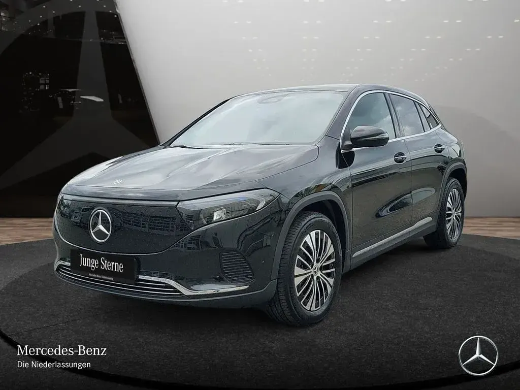 Gebraucht Mercedes EQA250 Advanced 139 kW (190 PS) 2025 Schwarz SUV
