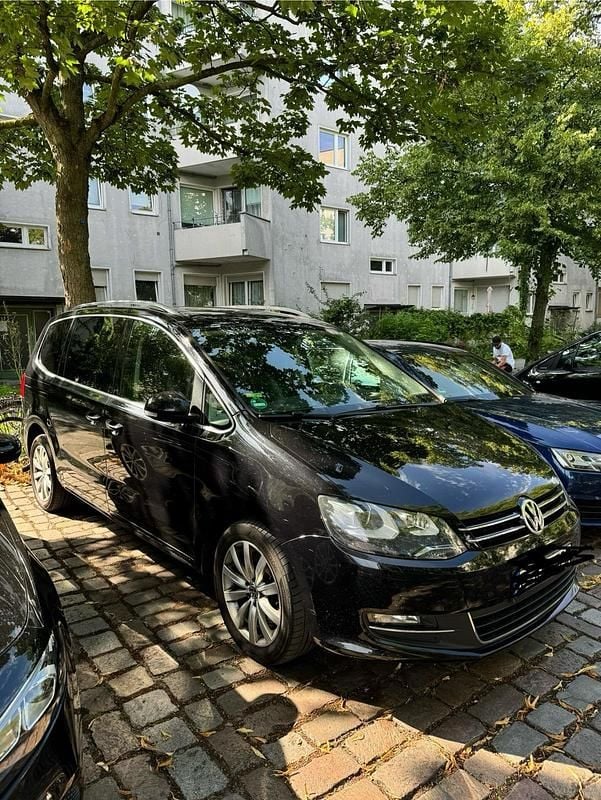 Schwarz Gebraucht 2012 VW Sharan Van / Kleinbus | 11.500 € (Fairer Preis) - Bild 1/4