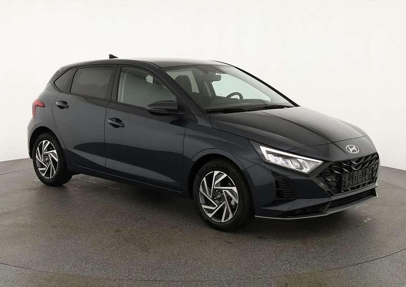 Mangrove green mineraleffekt Neu 2025 Hyundai i20 Kleinwagen | 18.945 € (Guter Preis) - Bild 1/4