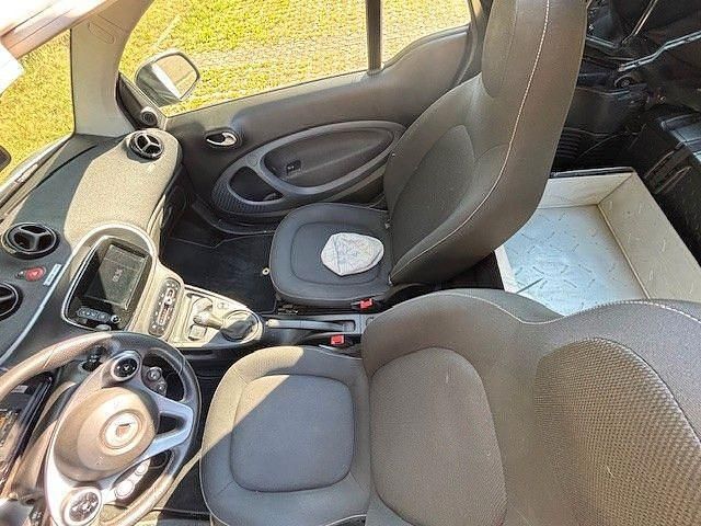 Gebraucht Smart ForTwo Cabrio Prime 71 PS (52 kW) 2016 Silber Cabrio