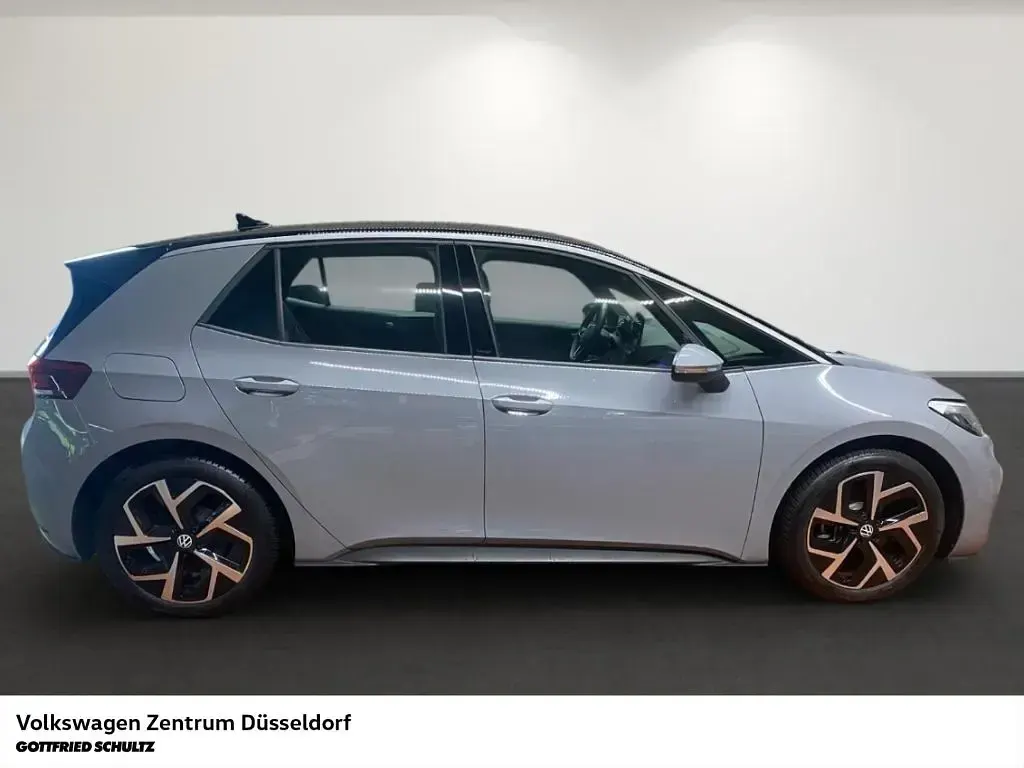 Usata VW ID.3 Pro 150 kW (204 CV) 2024 Grigio Utilitaria