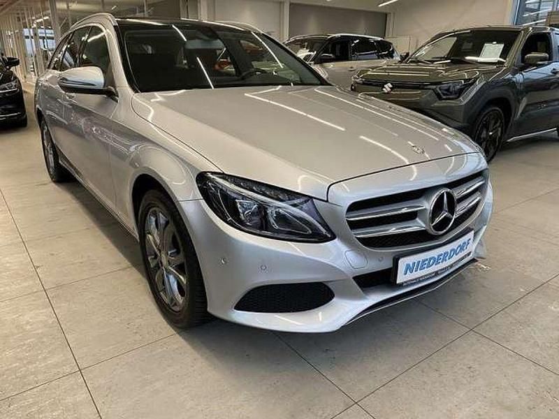 Gebraucht Mercedes C250 Avantgarde 211 PS (155 kW) 2016 Iridiumsilber Kombi