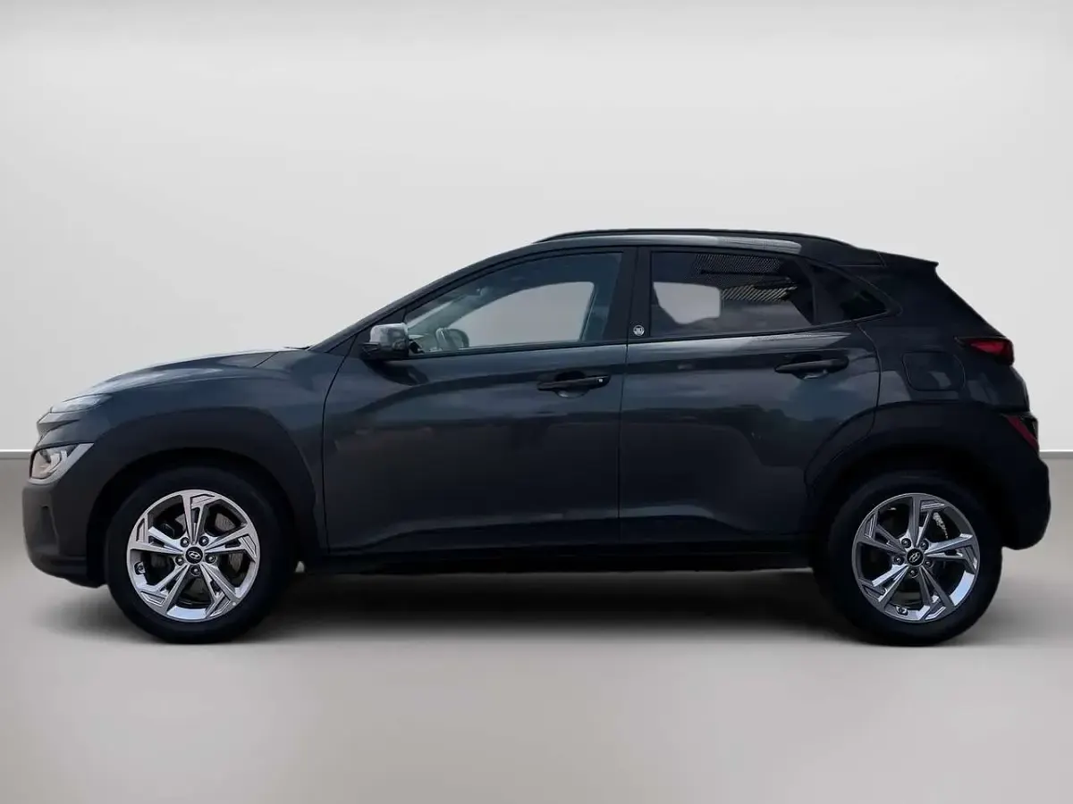 Gebraucht Hyundai Kona Edition 30+ 120 PS (88 kW) 2022 Grau SUV