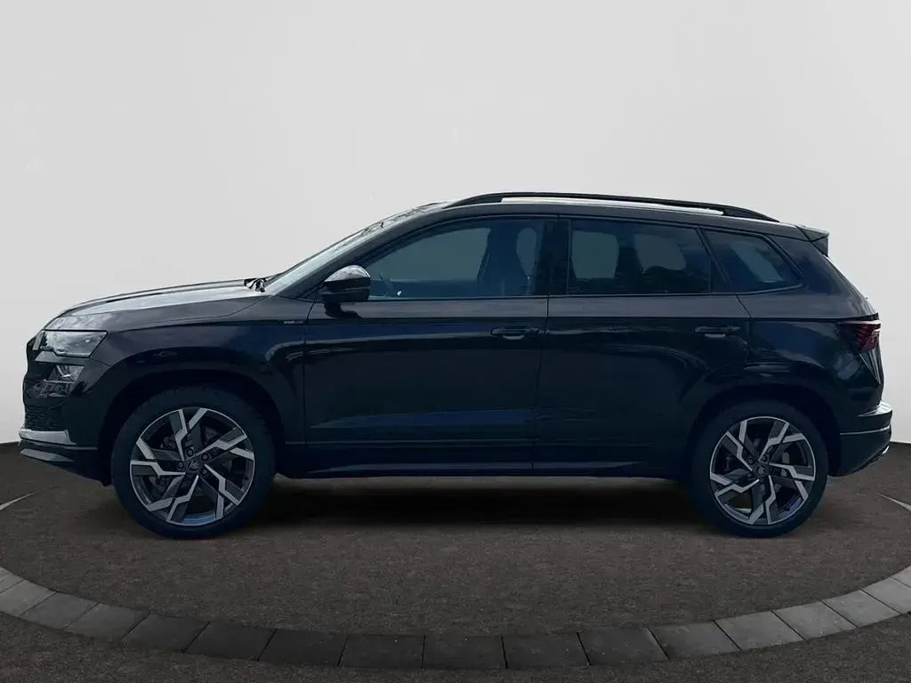 Neu Skoda Karoq SportLine 150 PS (110 kW) 2026 Schwarz SUV