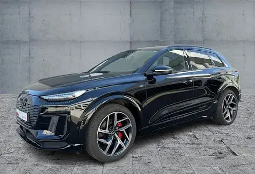 Gebraucht Audi Q6 e-tron S-Line 285 kW (388 PS) 2025 Mythosschwarz metallic SUV