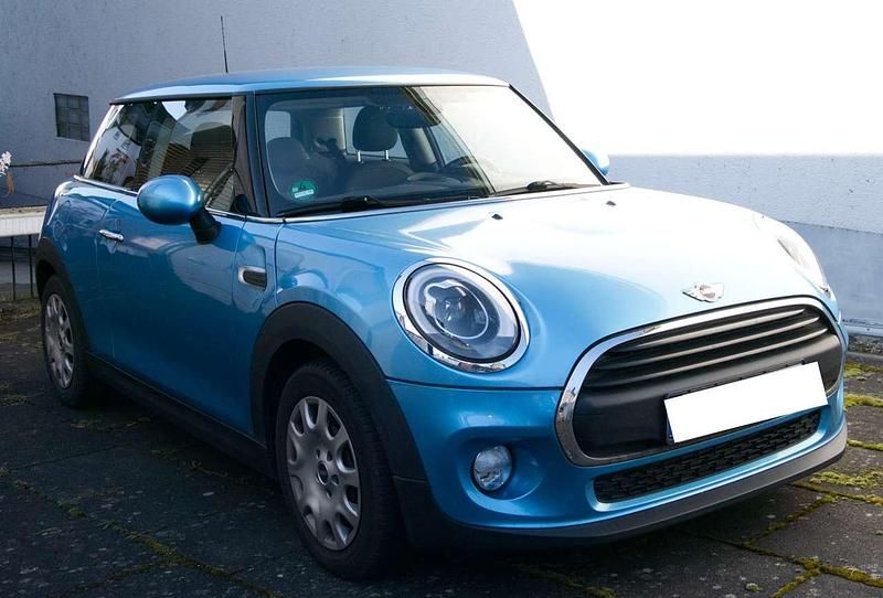 Usata Mini ONE 102 CV (75 kW) 2017 Blu Utilitaria