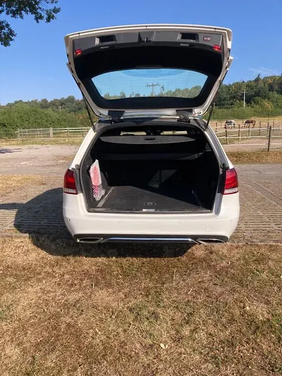 Gebraucht Mercedes E350 258 PS (189 kW) 2014 Weiß Limousine