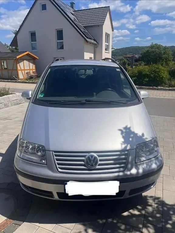 Gebraucht VW Sharan 131 PS (96 kW) 2005 Silber Van / Kleinbus