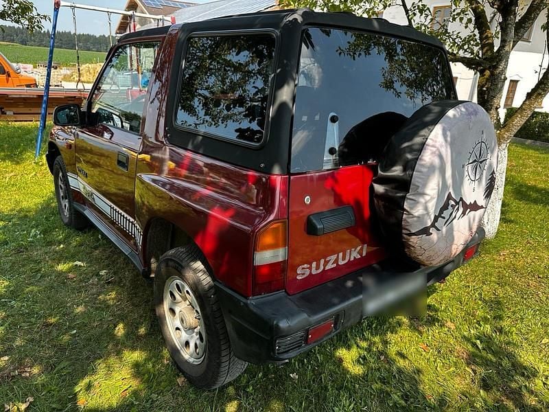 Gebraucht Suzuki Vitara 80 PS (58 kW) 1997 Rot Cabrio