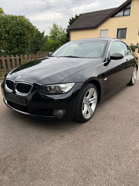 Schwarz Gebraucht 2007 BMW 320 Cabriolet Cabrio | 7.999 € (Fairer Preis) - Bild 1/4
