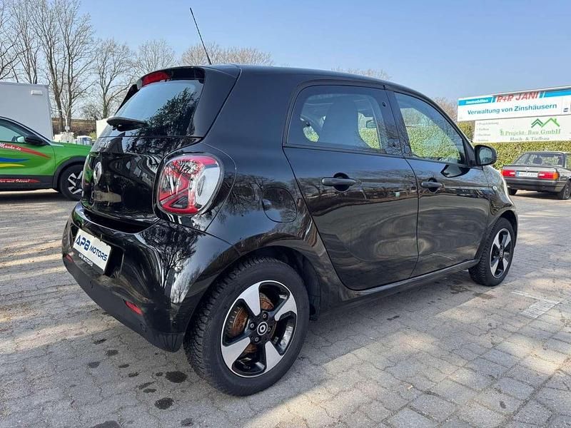 Gebraucht Smart ForFour Electric Drive Exclusive 60 kW (82 PS) 2021 Schwarz Kleinwagen