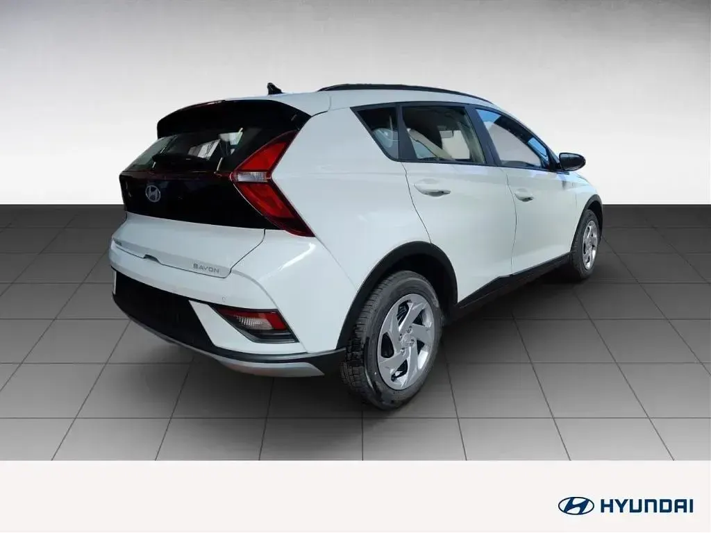 Gebraucht Hyundai Bayon Select 101 PS (74 kW) 2025 Weiss SUV