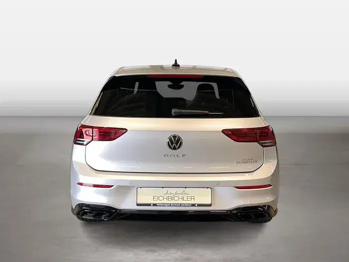 Gebraucht VW Golf VIII R-line 150 PS (110 kW) 2024 Reflexsilber Limousine