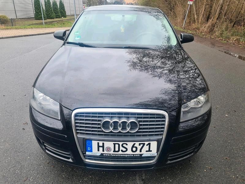Gebraucht Audi A3 102 PS (75 kW) 2006 Schwarz Kleinwagen